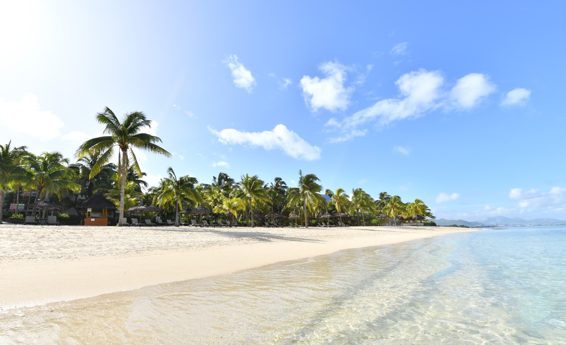 Victoria Beachcomber Resort & Spa